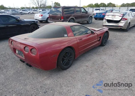 2000 Chevrolet Corvette из США, поврежденный, VIN 1G1YY22G0Y5131745